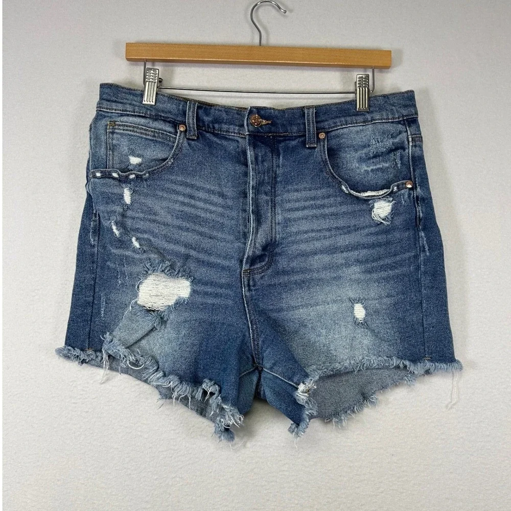 Festival Boho And Now This Womens 32 Blue‎ Distressed High Rise Denim Shorts